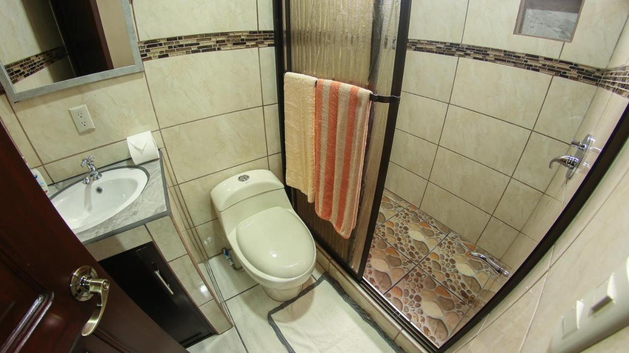 Arenal Red Apartment La Fortuna Bagian luar foto